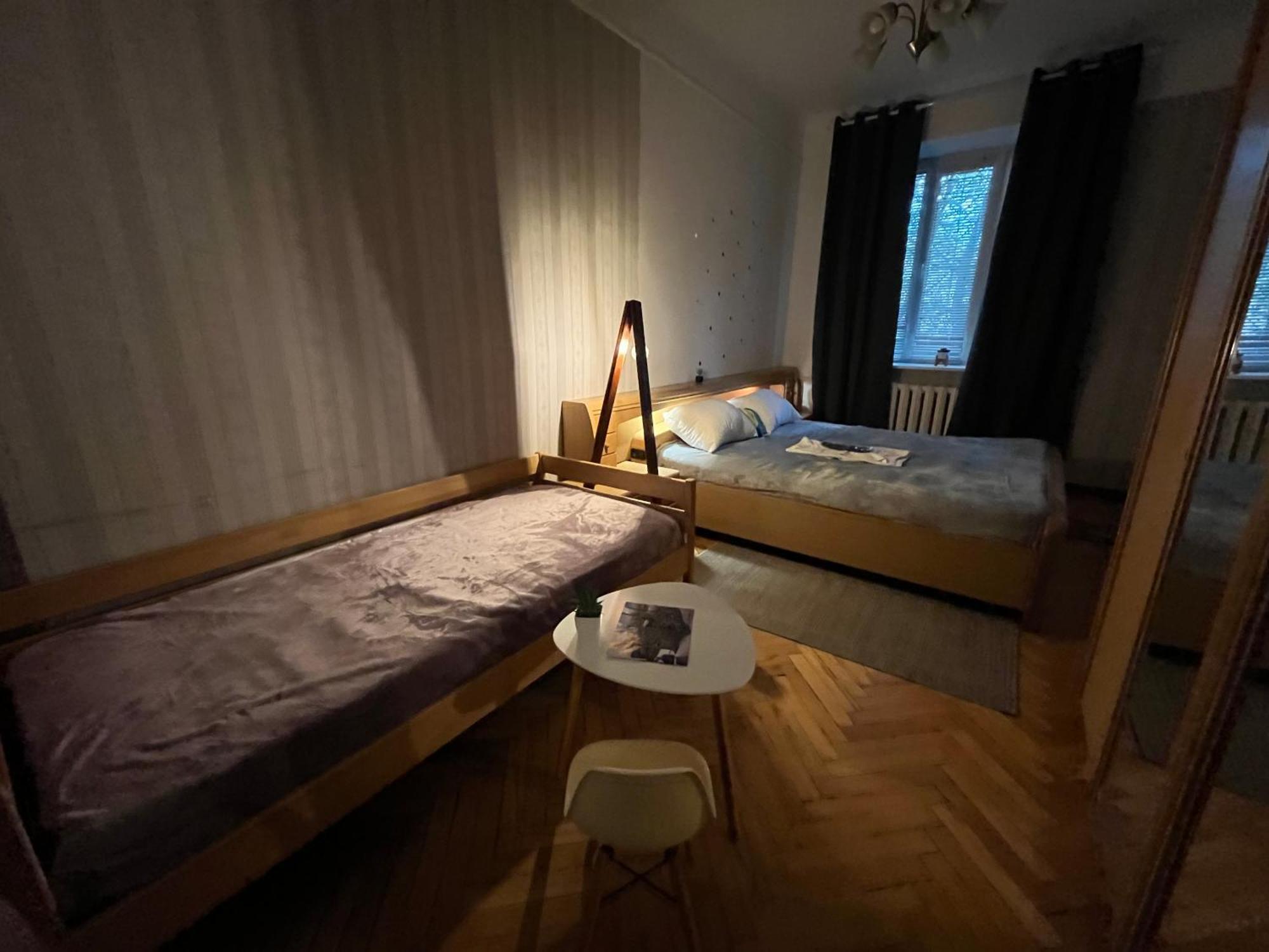 Ararat-Klovskaya Hostel-Apartments Kiev Exterior photo